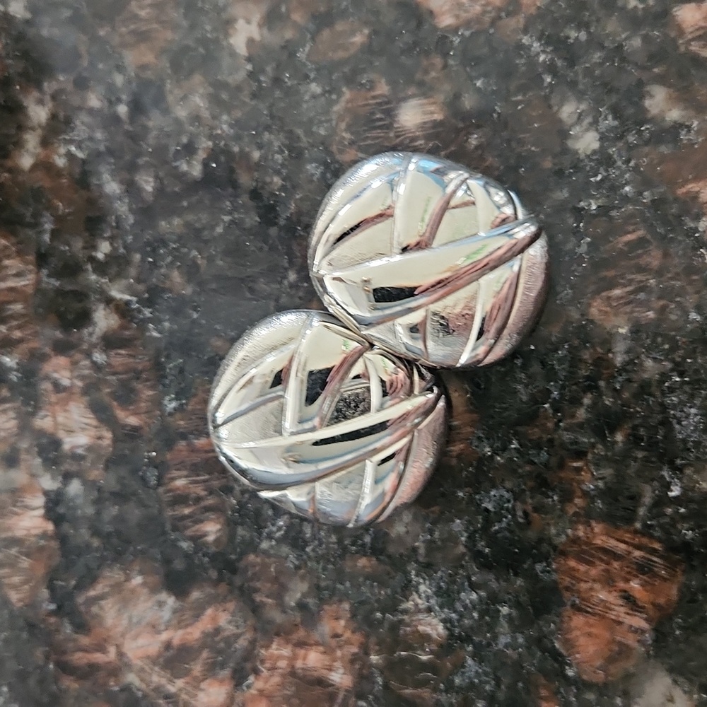 Costume earings